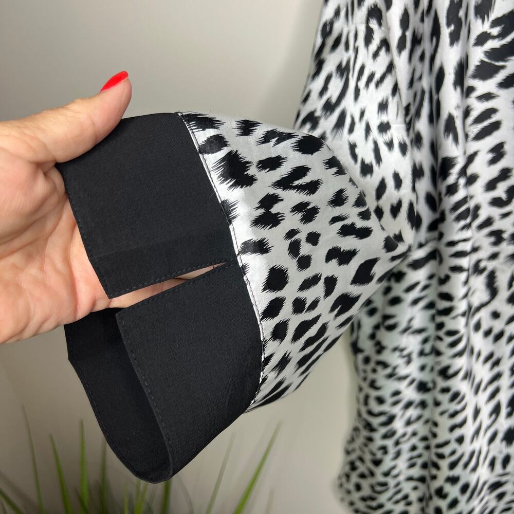 Womens Black & White Animal Print Blouse with Contrast Collar - Picture 3 of 8